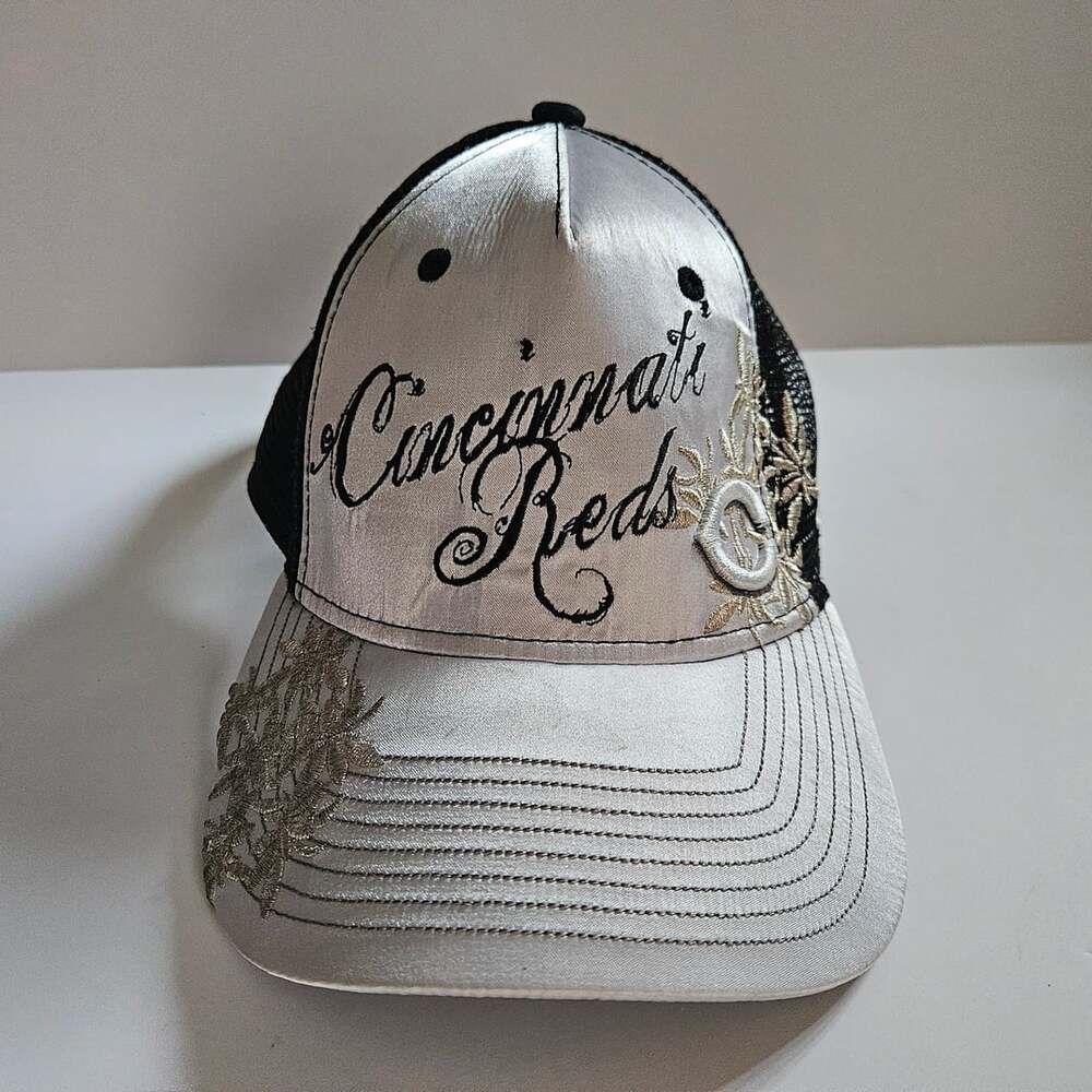 Cincinnati Reds MLB Embroidered Script Trucker Hat Silver Black Snapback Y2K